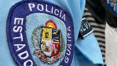 Hombre atacó brutalmente a su pareja con un cuchillo (+Video)
