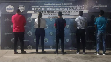 Cinco policías enfrentarán cargos por la muerte de un hombre