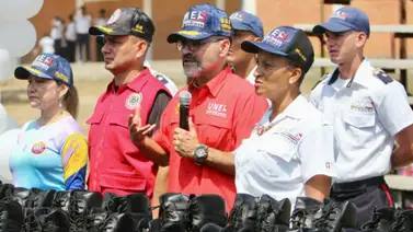 Realizan jornada social integral a estudiantes y familiares de la UNES Realizan jornada social integral a estudiantes y familiares de la UNES