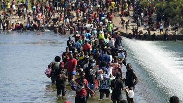 EEUU envía un contundente mensaje a los migrantes