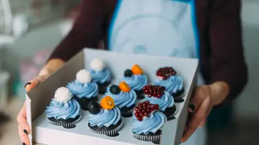 Cuando los compañeros de trabajo son clientela fija para el "rebusque" (+DETALLES) Cuando los compañeros de trabajo son clientela fija para el "rebusque" (+DETALLES)