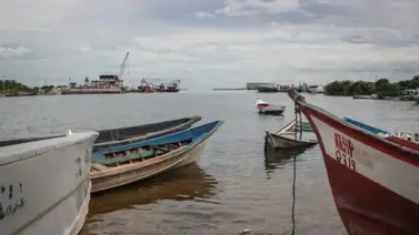 Fuerte oleaje provoca un naufragio en Nueva Esparta Fuerte oleaje provoca un naufragio en Nueva Esparta