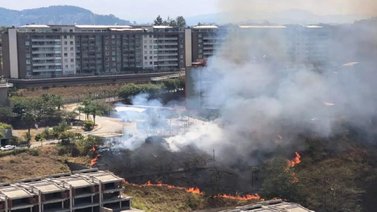 Reportan gran incendio en Colinas de La Tahona (+Detalles)