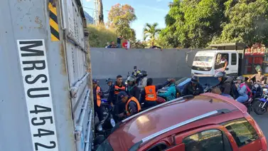 Reportan múltiples víctimas tras accidente vial en la Francisco Fajardo (+Fotos) Reportan múltiples víctimas tras accidente vial en la Francisco Fajardo (+Fotos)