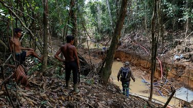 Hallan ocho cadáveres en la Amazonía brasileña: Suponen son de un conflicto entre mineros e indígenas