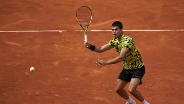 Carlos Alcaraz avanza firme en el Masters 1.000 de Madrid Carlos Alcaraz avanza firme en el Masters 1.000 de Madrid