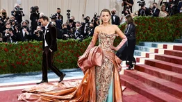 Conoce algunos de los famosos que pisarán la alfombra de la Met Gala