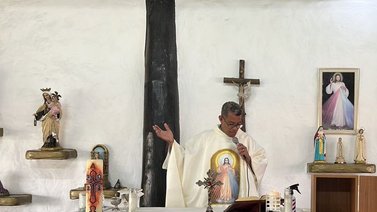 Club Los Cortijos se pronunció sobre el sacerdote falso