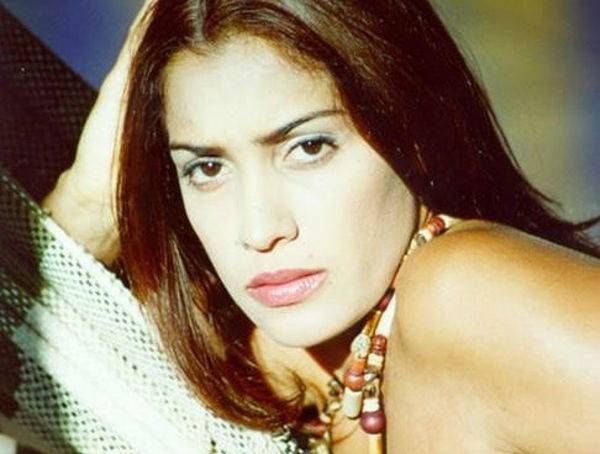 La "Coconaza" Gladiuska Acosta antes y después de las cirugías