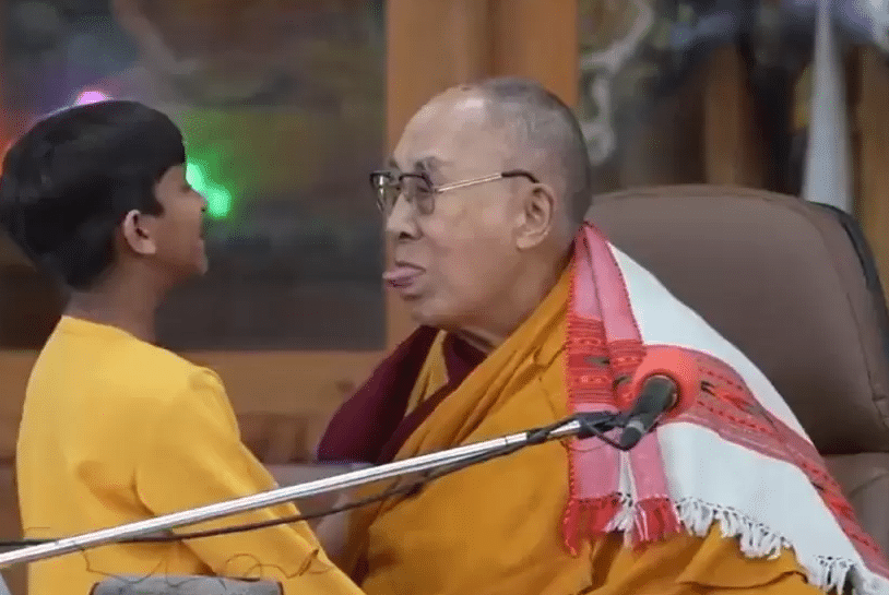 Habló el niño de la polémica con Dalái Lama y no creerás lo que dijo Habló el niño de la polémica con Dalái Lama y no creerás lo que dijo