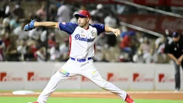 Flamante incorporación en la Liga Mayor: Delfines oficializó contratación de Raúl Valdés