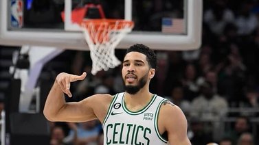 ¡Paliza! Los Boston Celtics aplastaron a los Bucks de Milwaukee