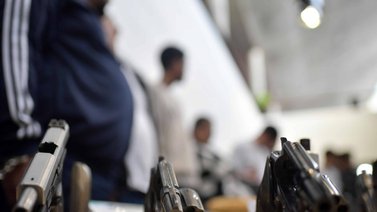 Fingían ser miembros del Tren de Aragua para extorsionar a un comerciante
