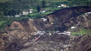 Gigante avalancha deja saldo de muertos y desaparecidos en Ecuador Gigante avalancha deja saldo de muertos y desaparecidos en Ecuador