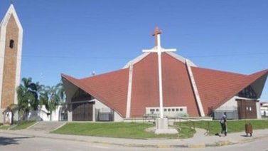 Entró a robar en una iglesia y se quedó dormido con el botín