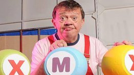 Esto pide la familia de “Chabelo” para sobrellevar el duelo