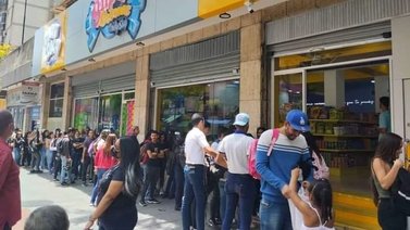 ¡Revuelo en Chacao! Esta es la tienda con largas horas de cola y que causa sensación