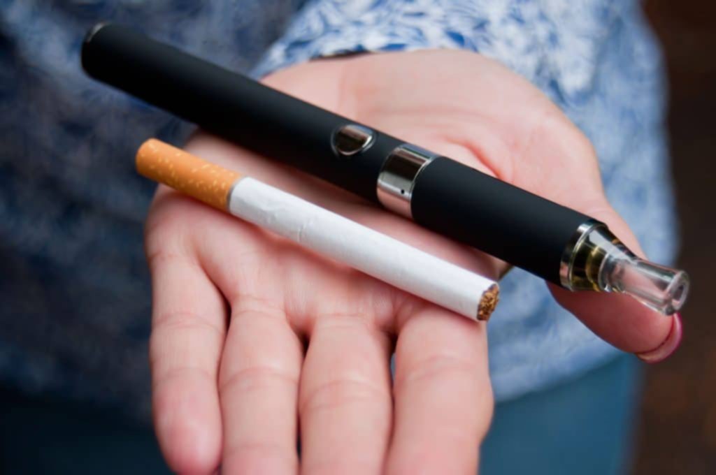 Esto es lo que se sabe de los vapers y su efecto en la salud