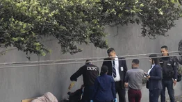 Hallan cadáver en las inmediaciones del Metro La Paz (Fotos)