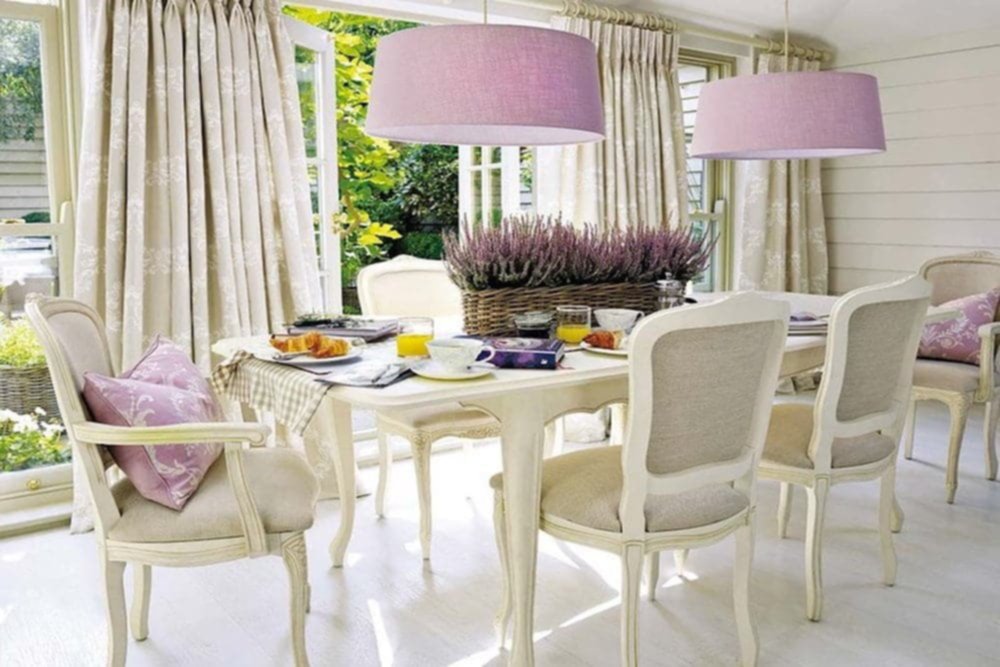 Decorado romántico en casa con pequeños detalles Decorado romántico en casa con pequeños detalles