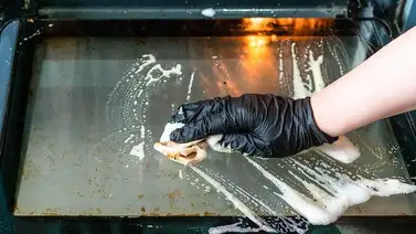 Horno limpio con estos sencillos pasos Horno limpio con estos sencillos pasos