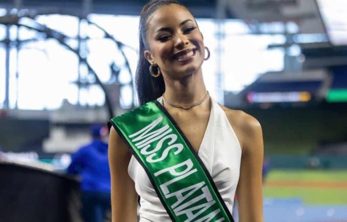 ¡Plátano Power! Dominicana tiene a su reina en el Clásico Mundial ¡Plátano Power! Dominicana tiene a su reina en el Clásico Mundial