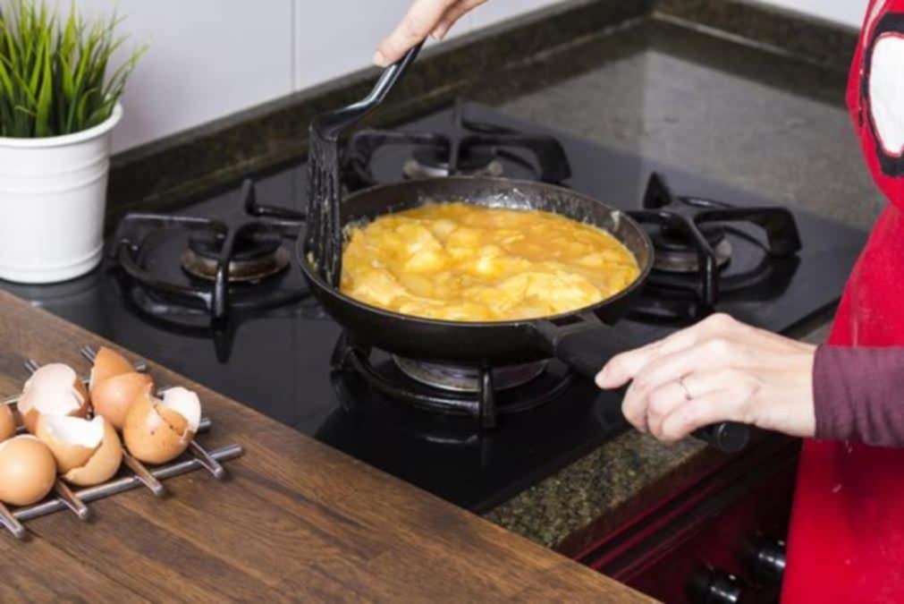 Tortilla de papas: deliciosa y fácil de preparar Tortilla de papas: deliciosa y fácil de preparar