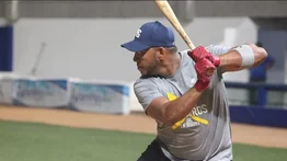 De Margarita a La Guaira ¡René Reyes nadará con los Delfines!