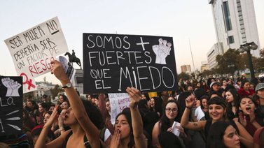 De esta manera miles de mujeres alzaron su voz en Chile