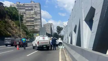 Hallaron cadáver de un hombre en el río Guaire (+Detalles) Hallaron cadáver de un hombre en el río Guaire (+Detalles)