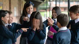 ¡MOSCA!: ¿"Chalequeo" y bullying es lo mismo? Hablan los expertos