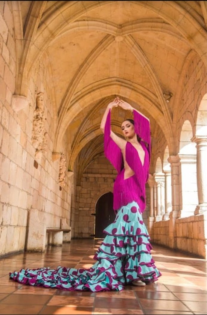 Juan Fernando Mendoza: El venezolano que triunfa en la moda flamenca