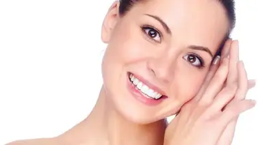 Empareja el tono de tu rostro eliminando las manchas Empareja el tono de tu rostro eliminando las manchas