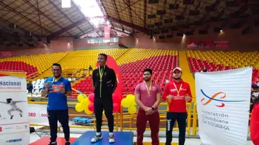 Moisés Molina, el monarca de la esgrima criolla Moisés Molina, el monarca de la esgrima criolla