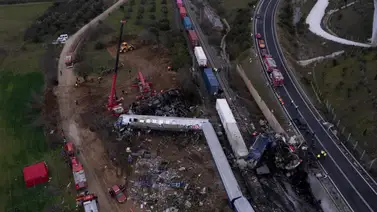 ¡Tragedia en Grecia! Reportan choque frontal de trenes ¡Tragedia en Grecia! Reportan choque frontal de trenes