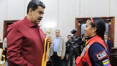 Fuerza humanitaria venezolana de rescate y salvamento recibe Orden Francisco de Miranda