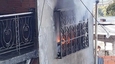 ¡Horrible! Incendio en La Dolorita se convirtió en un triple homicidio