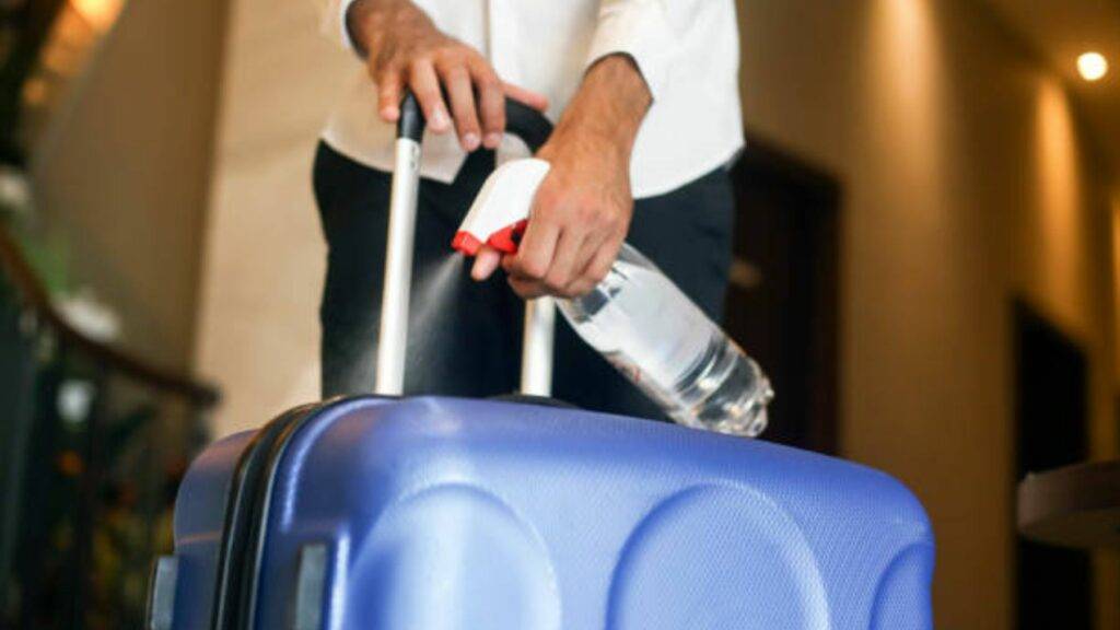 Cómo limpiar la maleta después del viaje Cómo limpiar la maleta después del viaje