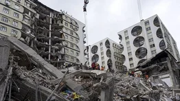 ¡Devastador! Sigue en aumento la cifra de fallecidos en Turquía