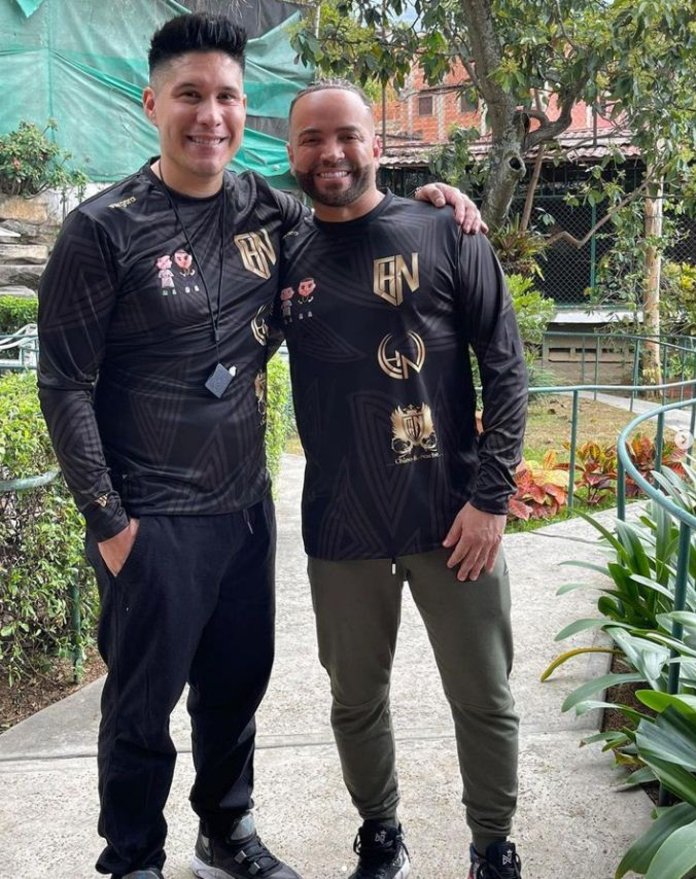 ¿Vuelven? Así fue el emotivo reencuentro entre Chyno y Nacho ¿Vuelven? Así fue el emotivo reencuentro entre Chyno y Nacho
