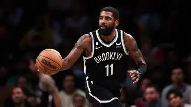 Los Mavericks hacen oficial el fichaje de Kyrie Irving Los Mavericks hacen oficial el fichaje de Kyrie Irving