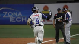 Leones del Caracas sentencian a los Tigres del Licey
