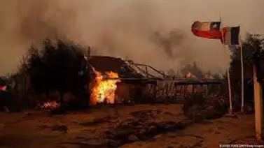 Incendios en Chile: Gobierno de Boric pidió ayuda internacional a estos países Incendios en Chile: Gobierno de Boric pidió ayuda internacional a estos países