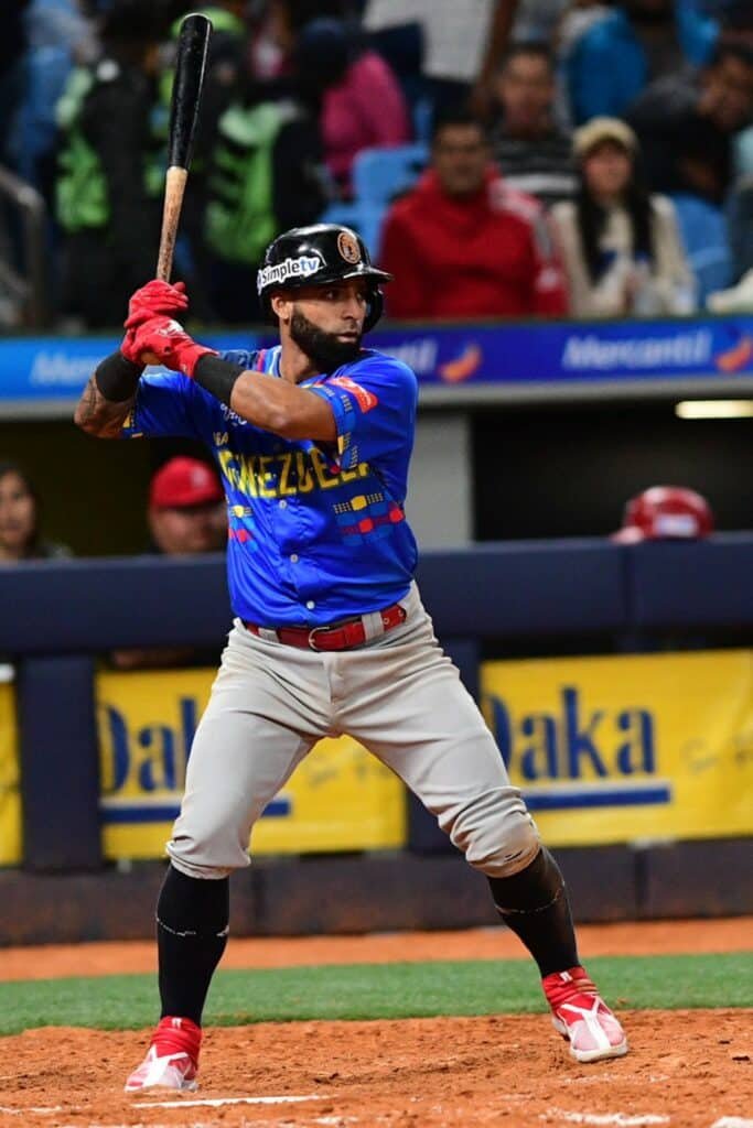 ¡La Rinconada rugió al ritmo de Venezuela! Los Leones pegaron primero ante Panamá
