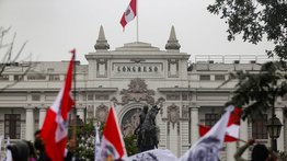 Congreso de Perú vota este martes por posible adelanto de elecciones