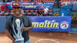 Robert Pérez está ansioso por volver a entregar su premio