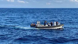Mueren cinco cubanos al naufragar barca con la que navegaban hacia EEUU