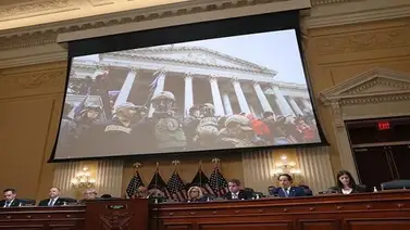 Hombre que atacó a policías en asalto al Capitolio recibe 80 meses de cárcel Hombre que atacó a policías en asalto al Capitolio recibe 80 meses de cárcel