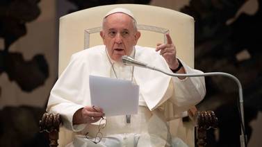 El papa acepta la renuncia del cardenal hondureño Óscar Rodríguez Maradiaga