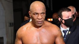 Mujer acusa a Mike Tyson de haberla violado a principios de los 90